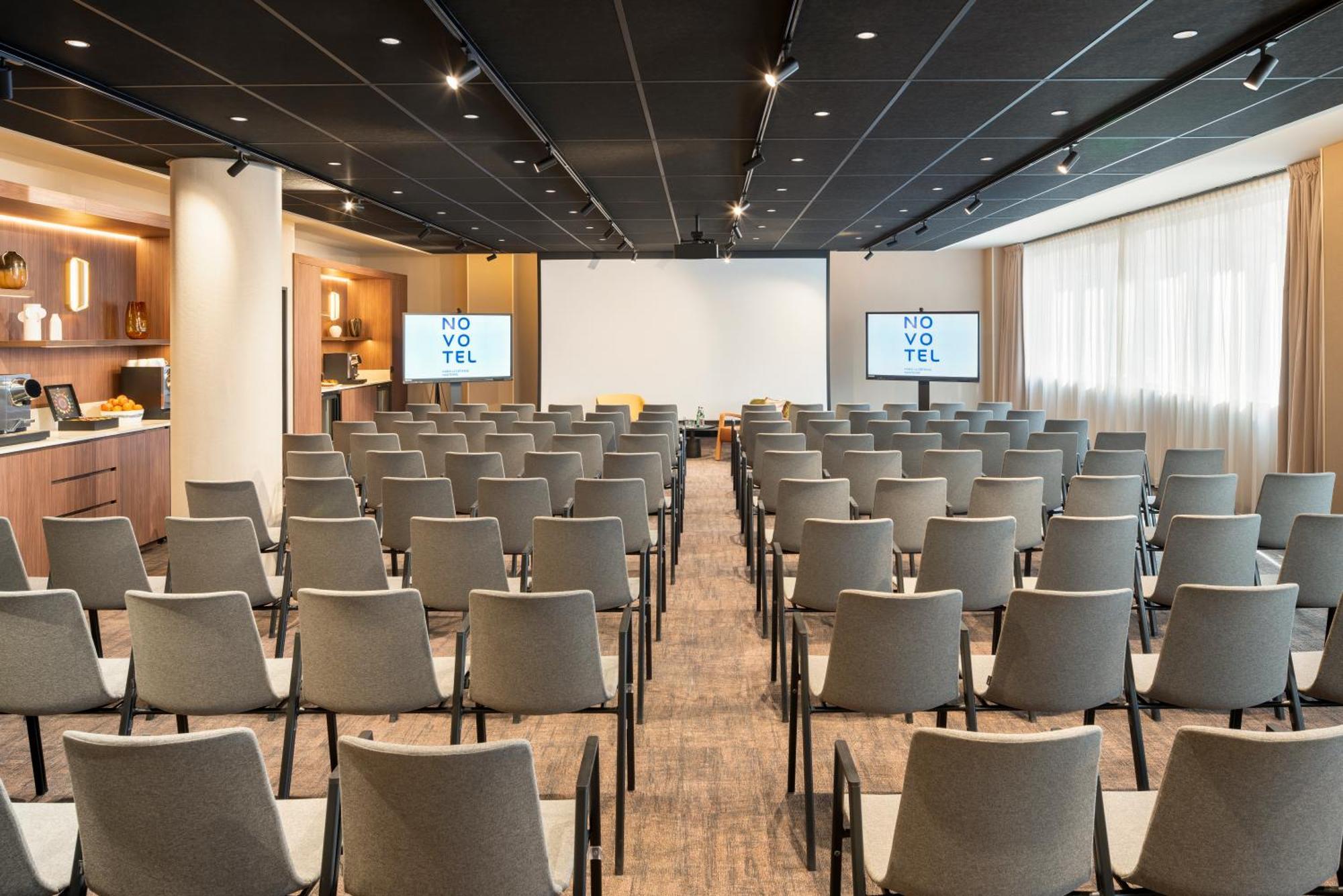 Novotel Paris La Defense Нантерр Екстер'єр фото