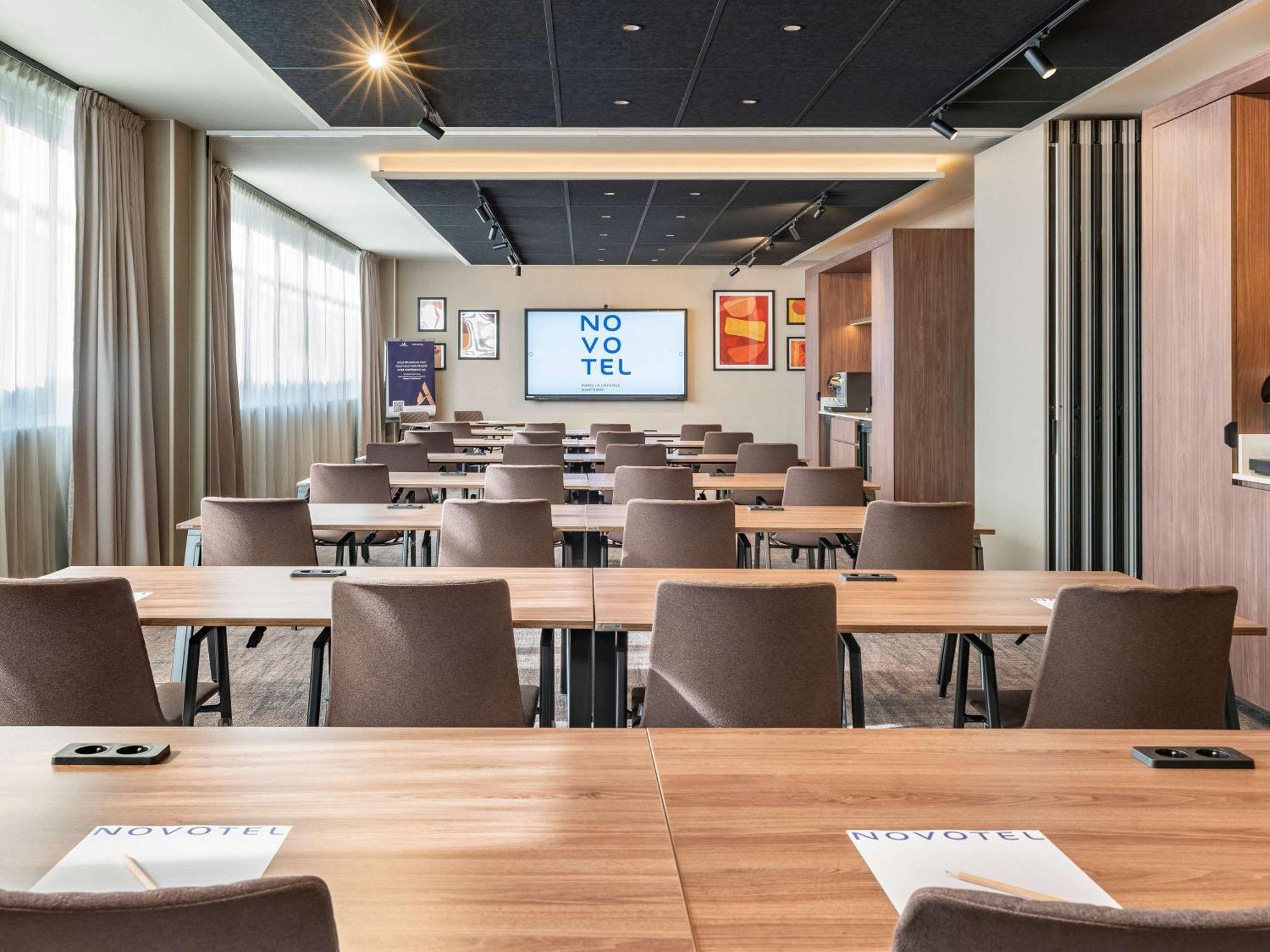 Novotel Paris La Defense Нантерр Екстер'єр фото
